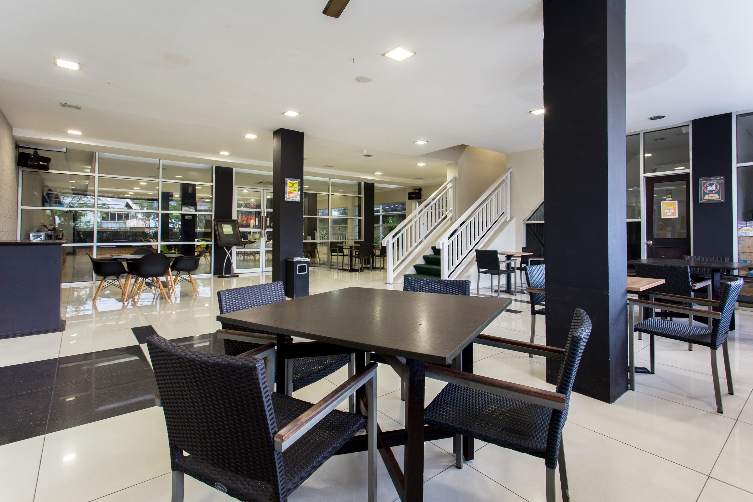 באליקפאפאן Capital O 769 City Hotel מראה חיצוני תמונה